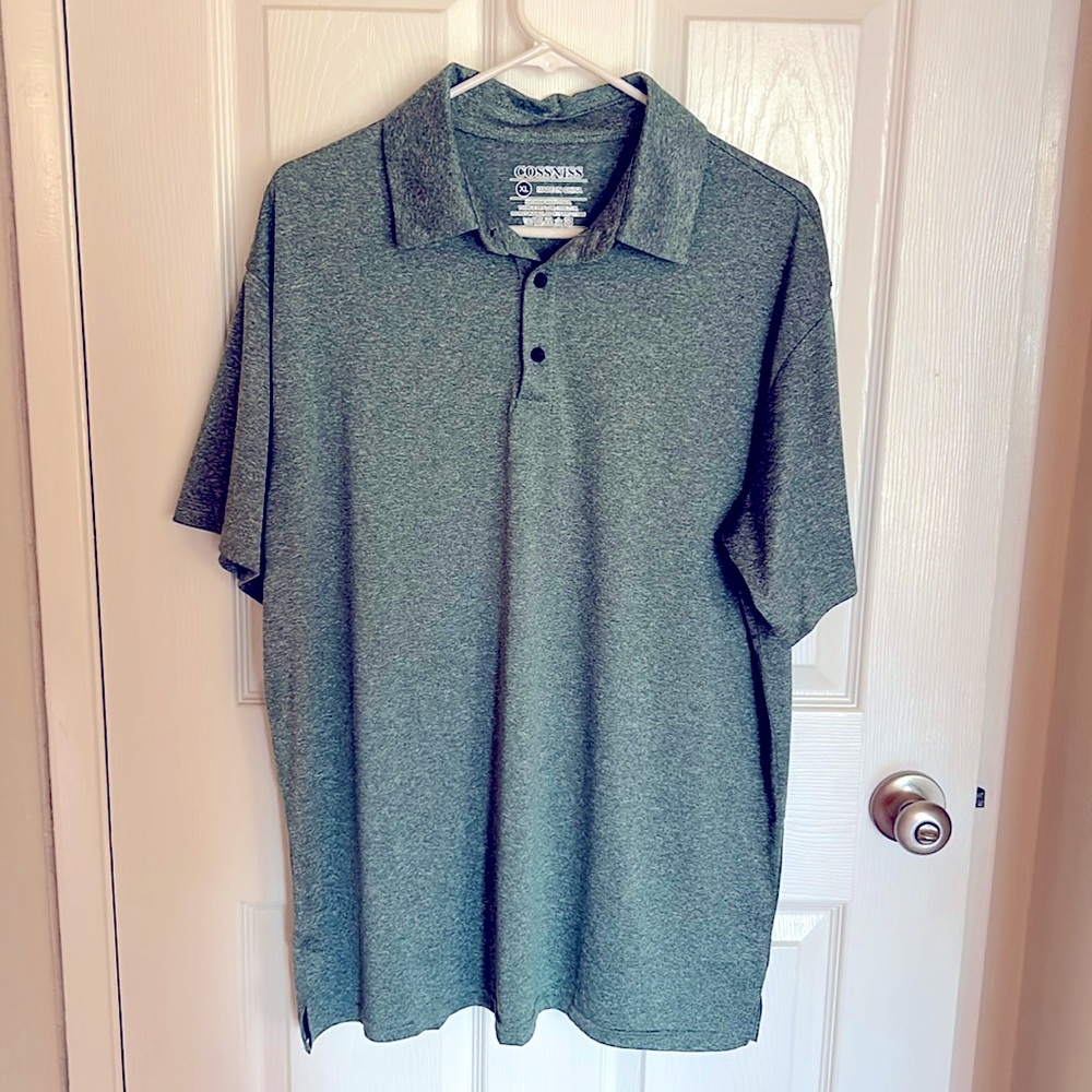 Green golf shirt/polo